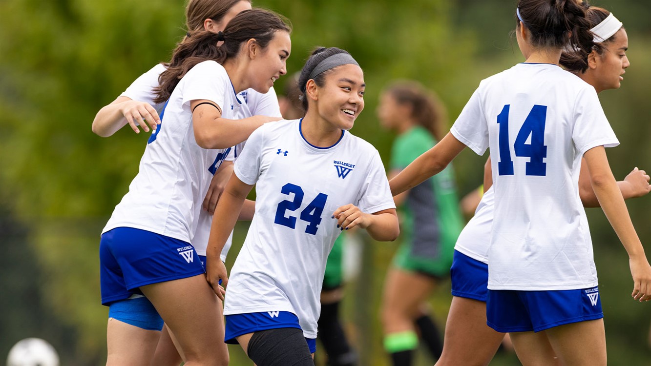 Soccer v Simmons