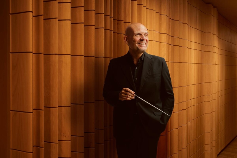 CSO at Wheaton: Jaap van Zweden, Himari & Mozart Jupiter